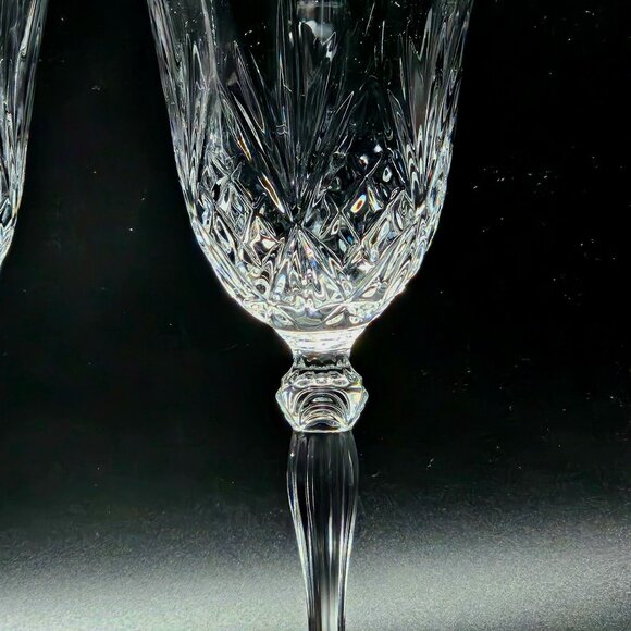 2 RCR Overture Wine Glasses 7.5" diamond fan cut pattern elegant regency Italy - Picture 3 of 10